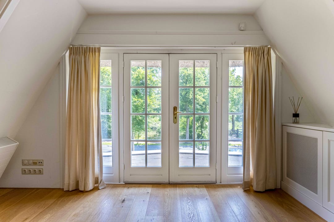 Foto 41 van Naarderstraat 268