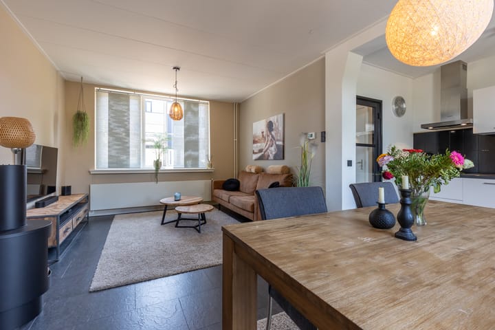 Foto 10 van De Thun 150