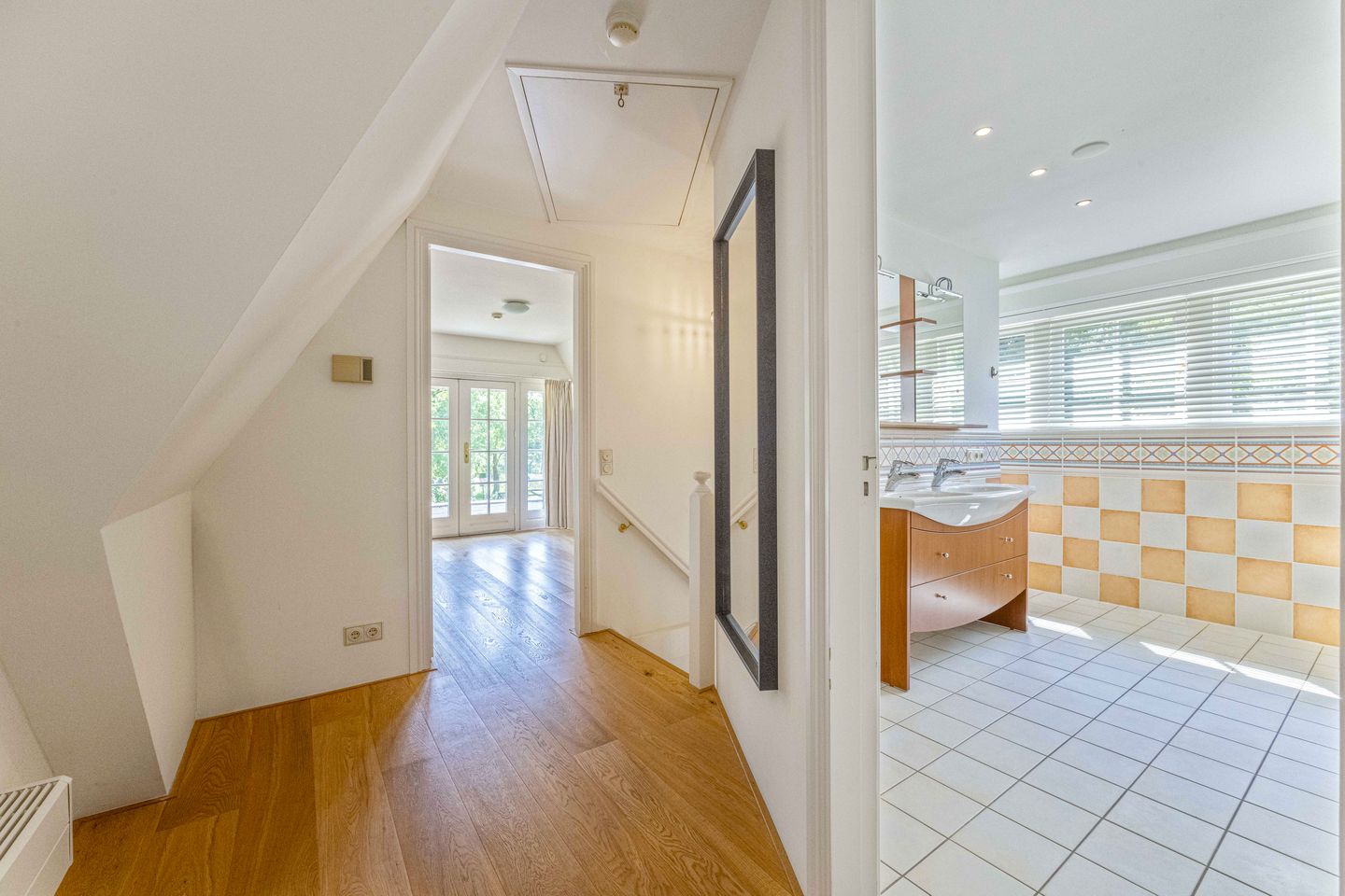 Foto 50 van Naarderstraat 268