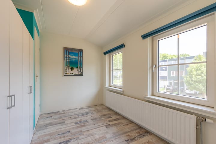 Foto 20 van De Thun 150