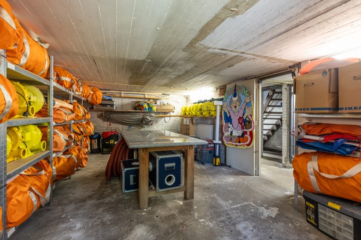 Foto 22 van De Thun 150