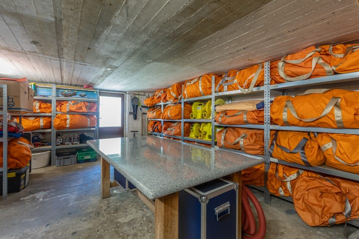 Foto 23 van De Thun 150