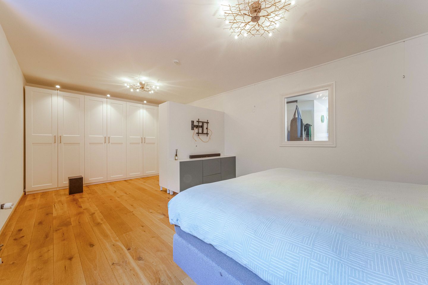 Foto 64 van Naarderstraat 268