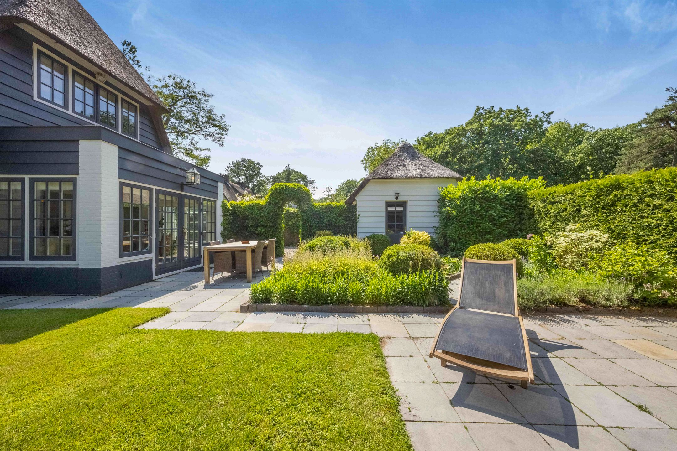 Foto 75 van Naarderstraat 268