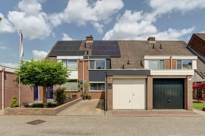 Photo 37 of Blijdeburg 18