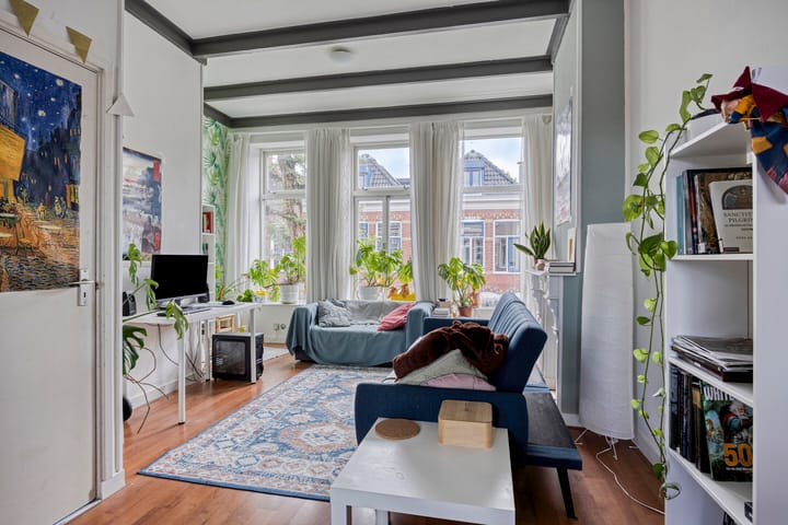 Photo 10 of Annastraat 16-A