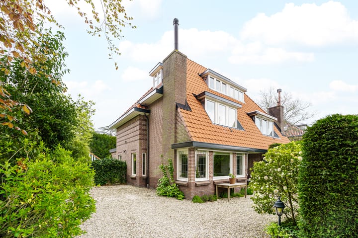 Foto 1 van Clematislaan 5