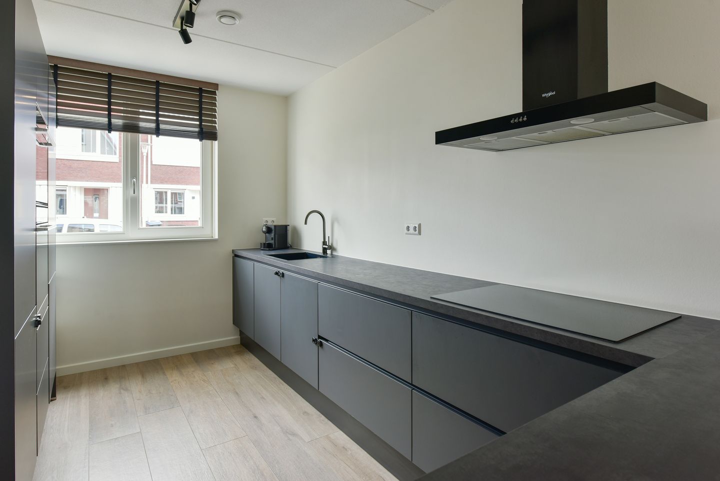 Foto 10 van Burgemeester van Meetelenstraat 35