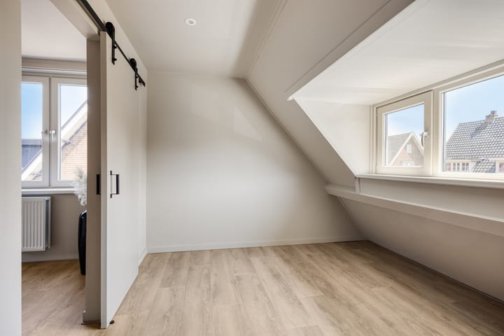 Foto 23 van Valkenweg 64