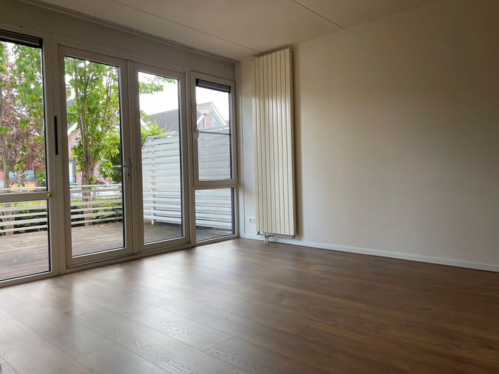 Photo 4 of Dr. Marga Klompéhof 27