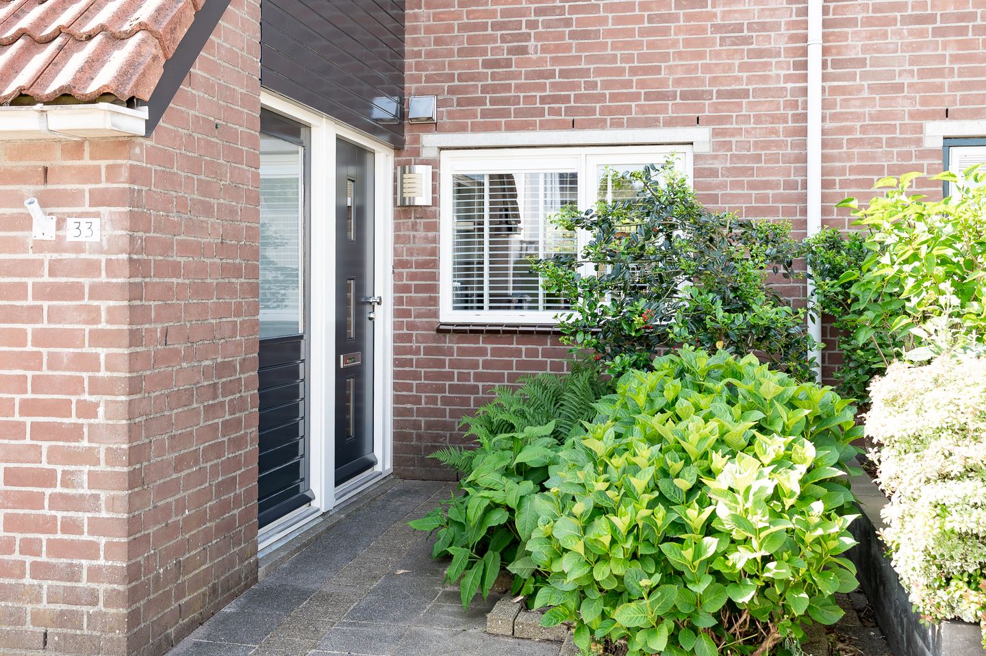 Photo 4 of Suze Groenewegstraat 33