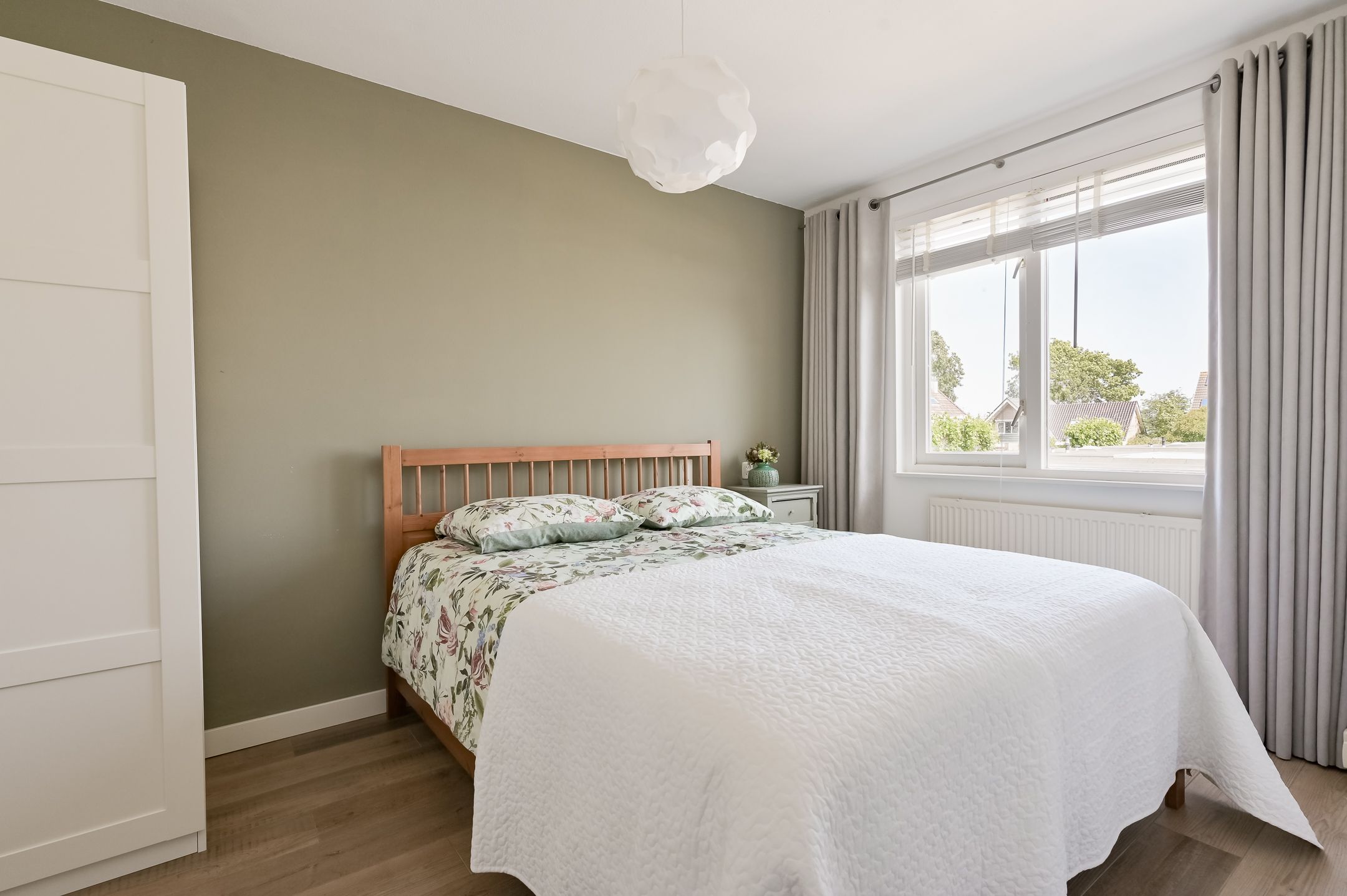 Photo 30 of Suze Groenewegstraat 33