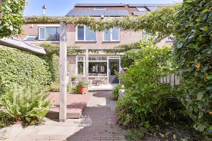 Foto 64 van Suze Groenewegstraat 33