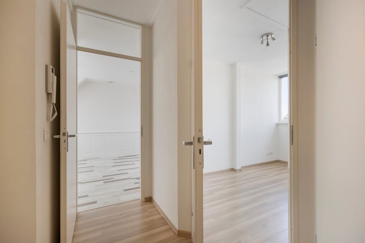 Photo 11 of Kweeklust 23