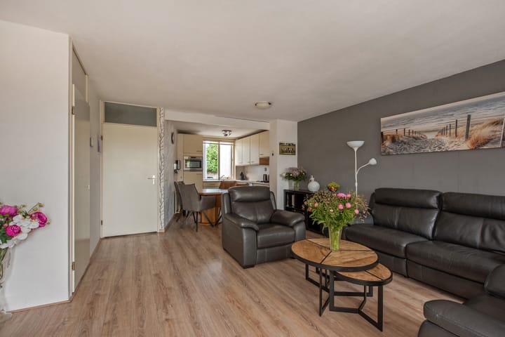 Photo 12 of Marineblauw 115