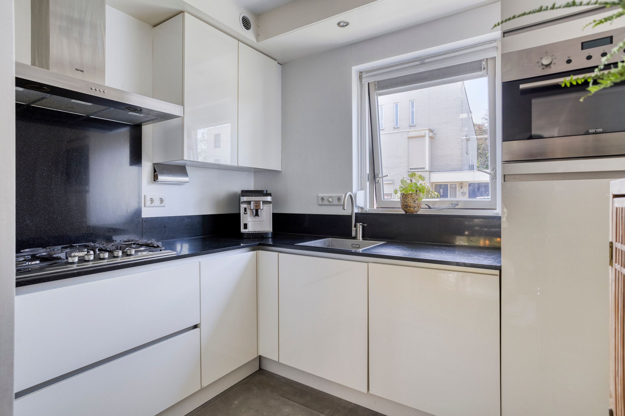 Foto 9 van Conference 14