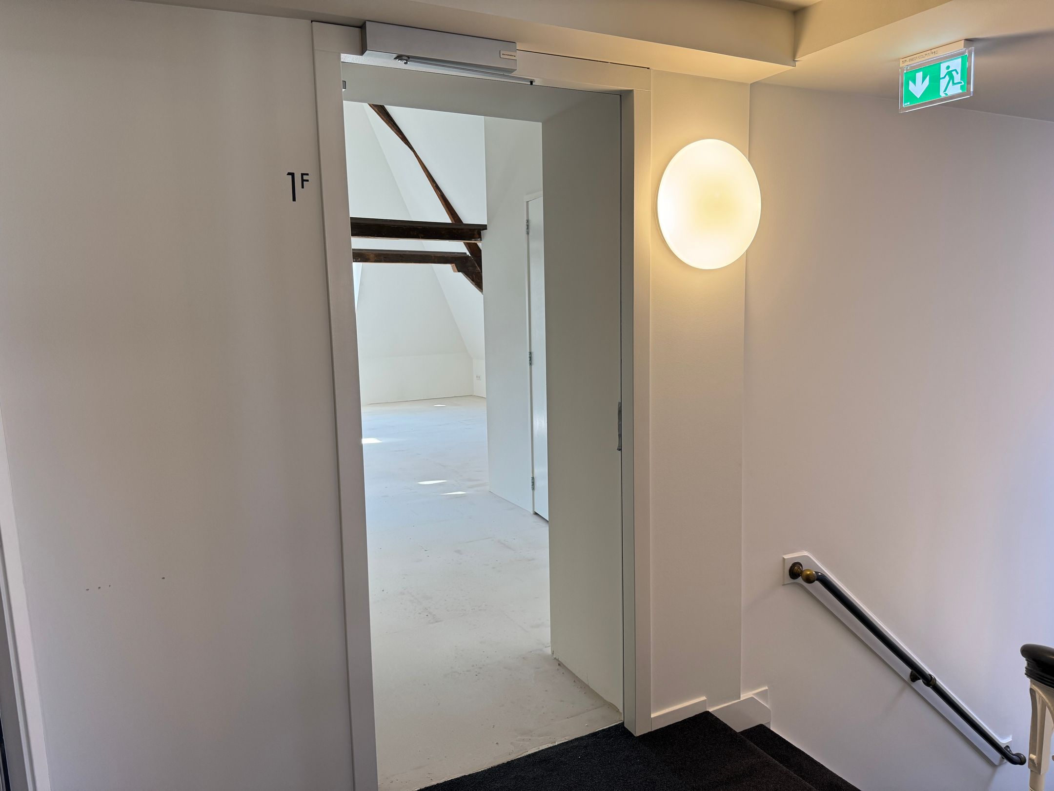 Photo 15 of Lange Geere 1-F