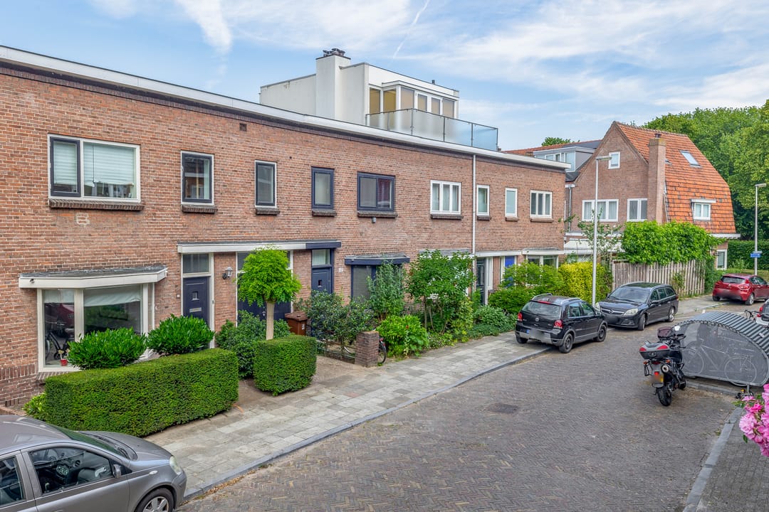 Photo 2 of Van Marumstraat 10