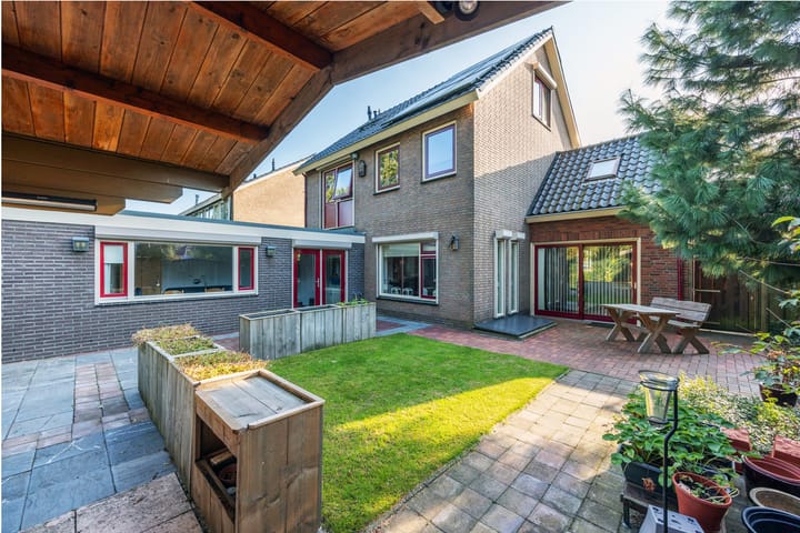 Foto 2 van Schoolstraat 44