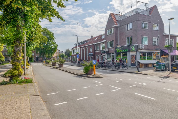 Foto 40 van Van Marumstraat 10