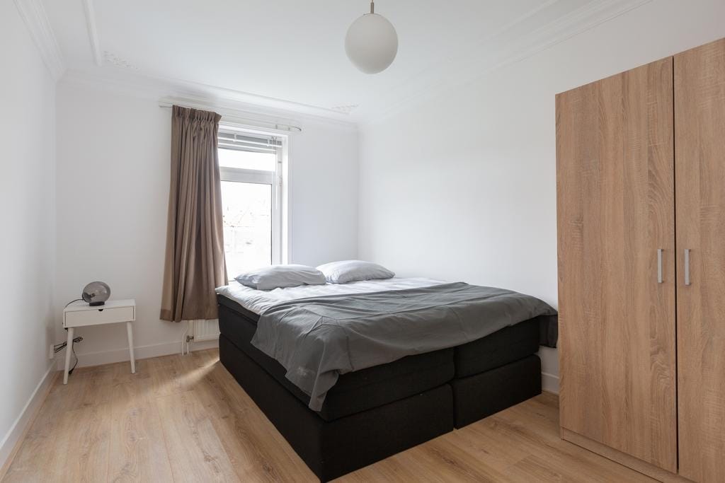 Foto 28 van Jacob van der Doesstraat 14