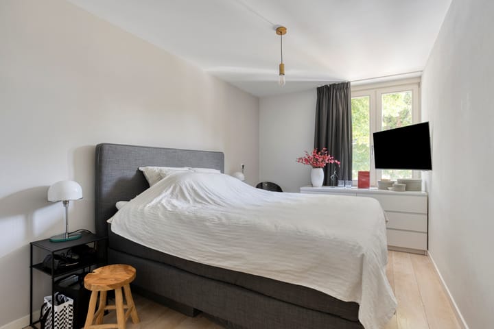 Foto 15 van Volksplein 91-B