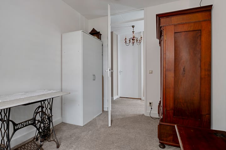 Photo 25 of Ekersdijk 128