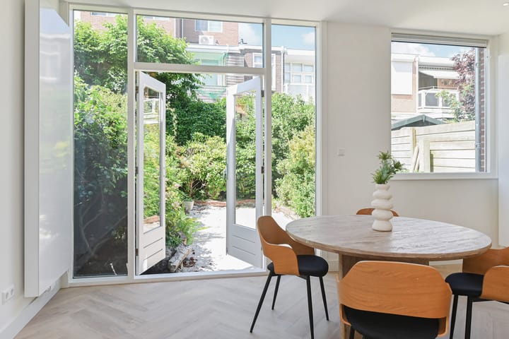 Foto 14 van Van Boetzelaerlaan 220