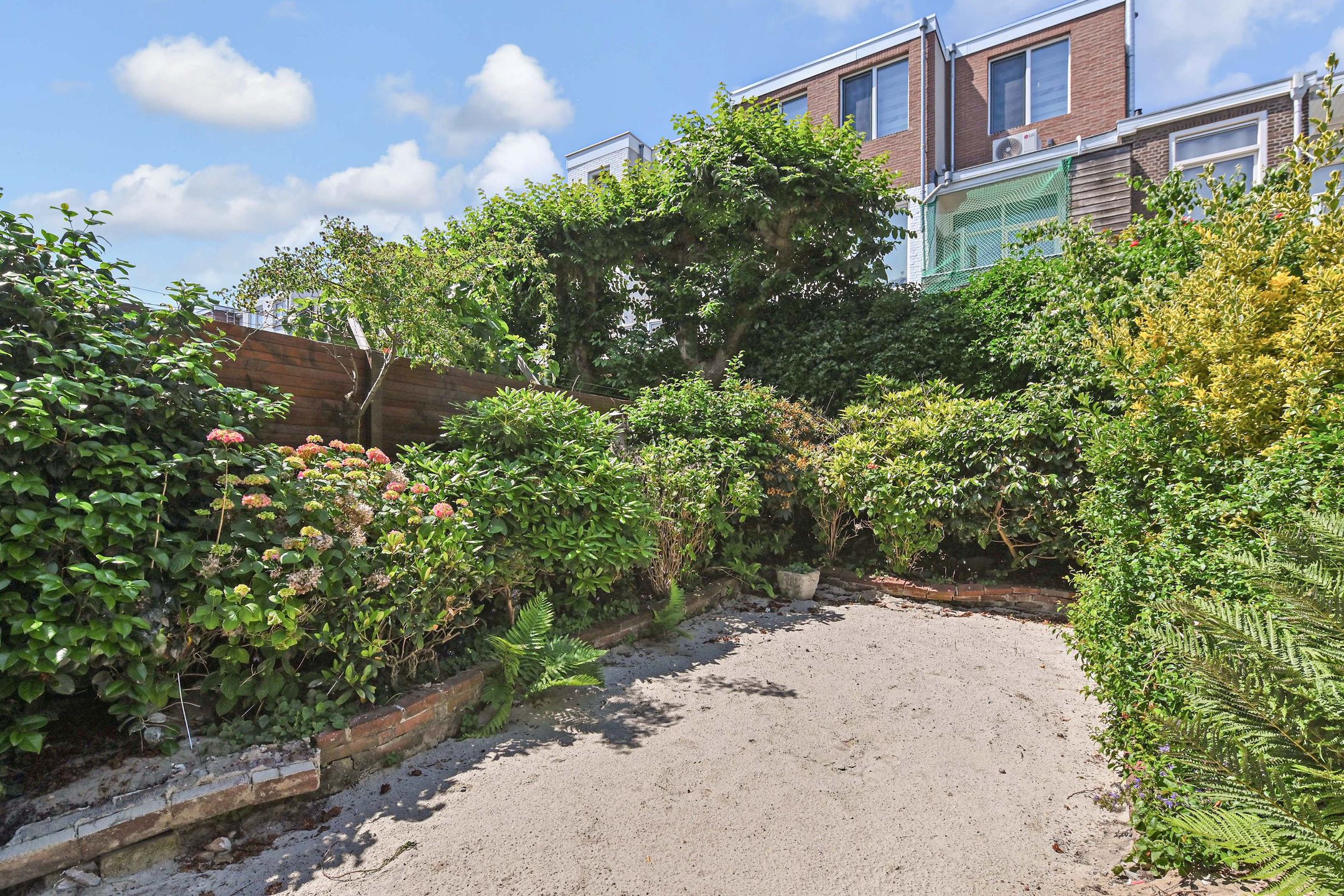 Foto 15 van Van Boetzelaerlaan 220