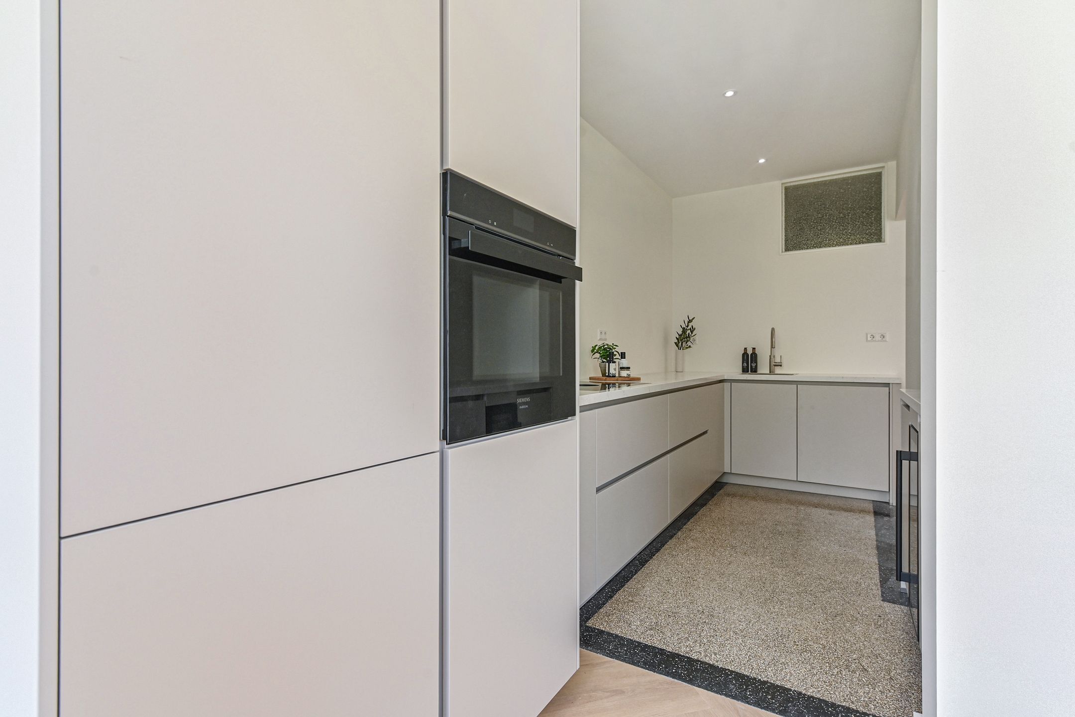 Foto 18 van Van Boetzelaerlaan 220