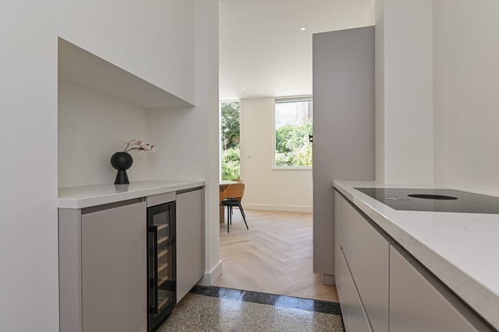 Foto 22 van Van Boetzelaerlaan 220