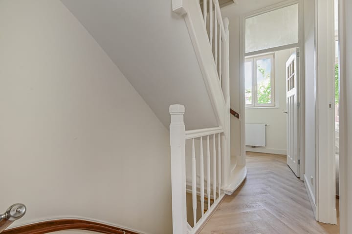 Foto 26 van Van Boetzelaerlaan 220