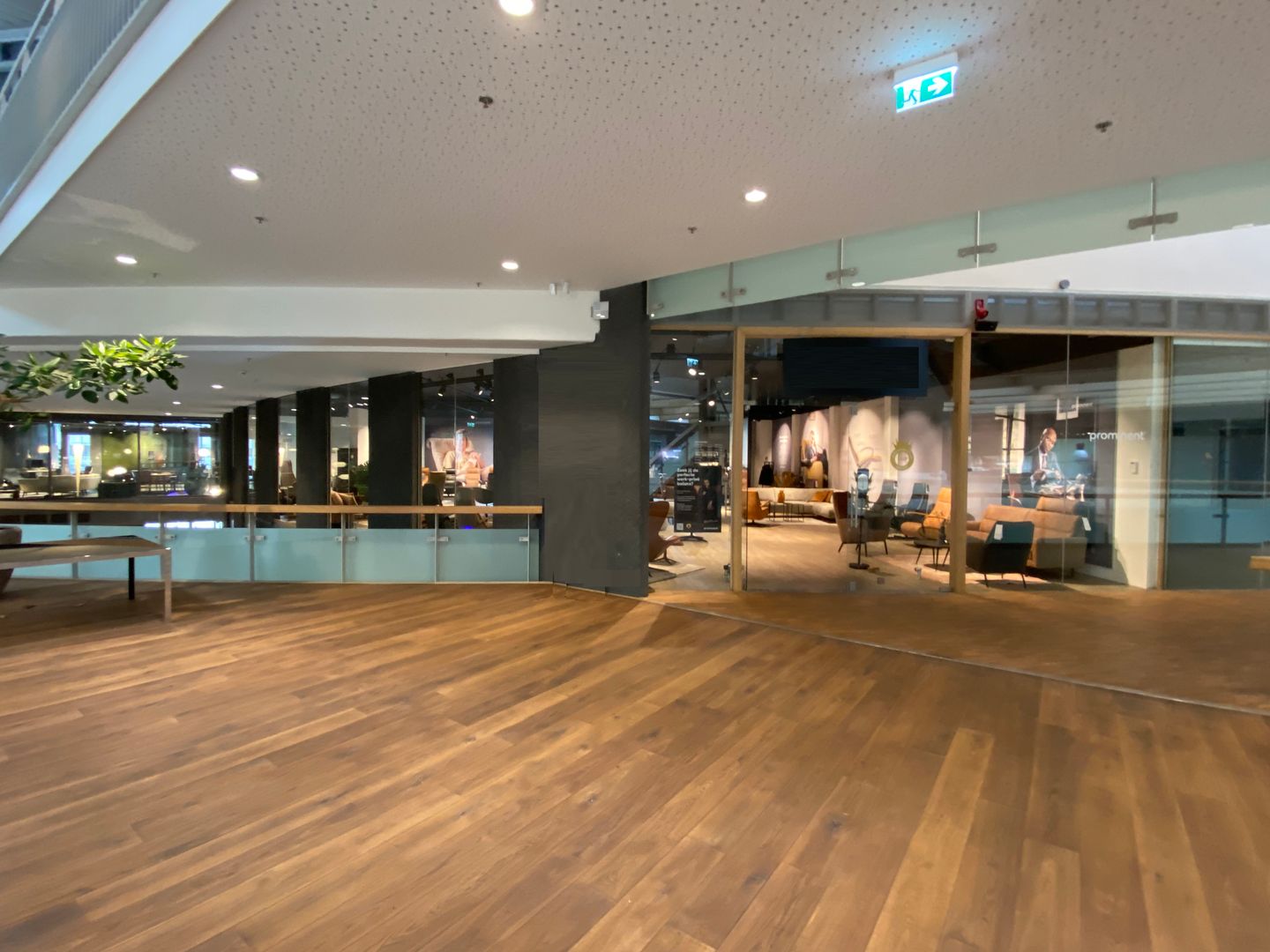 View photo 5 of Euromarkt 44