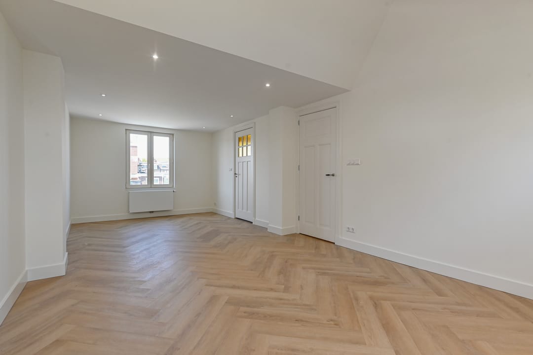 Foto 43 van Van Boetzelaerlaan 220