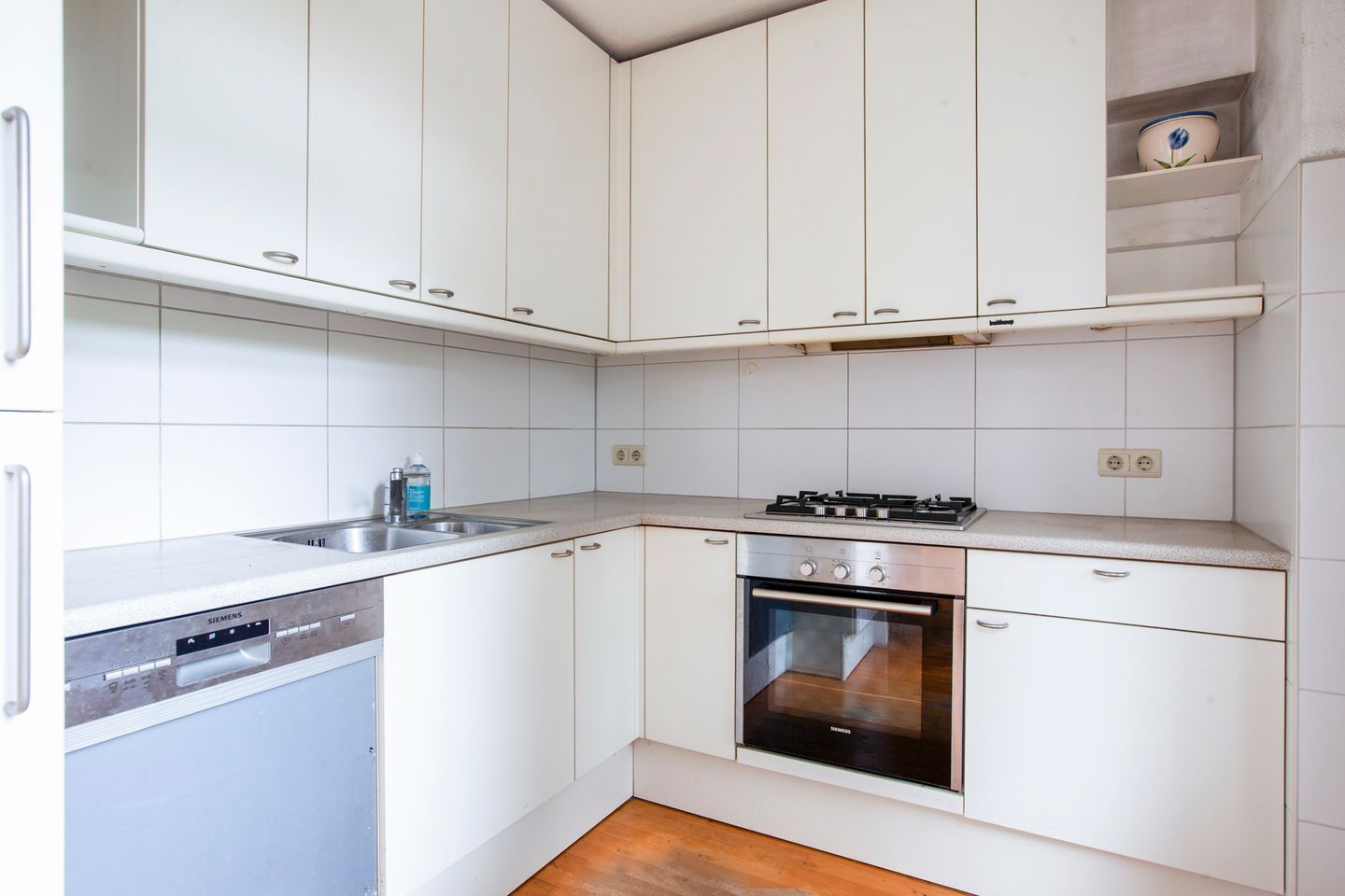 Foto 20 van Linschoterweg 28-A