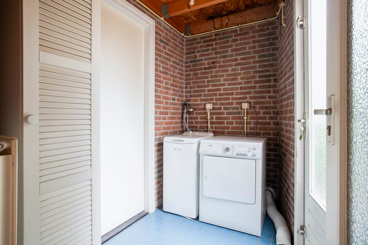 Foto 23 van Linschoterweg 28-A