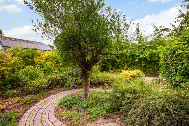 Foto 38 van Linschoterweg 28-A