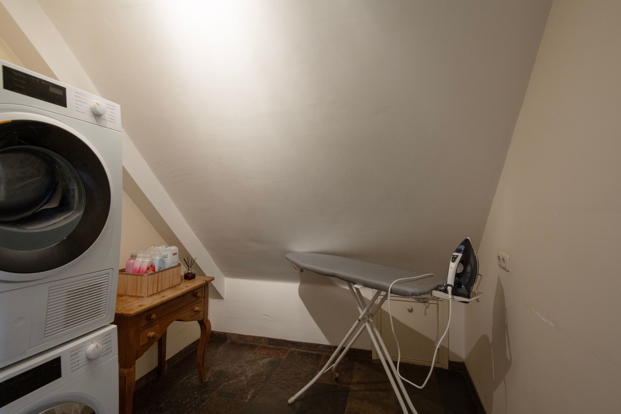 Photo 24 of Nieuwe Kerkstraat 9