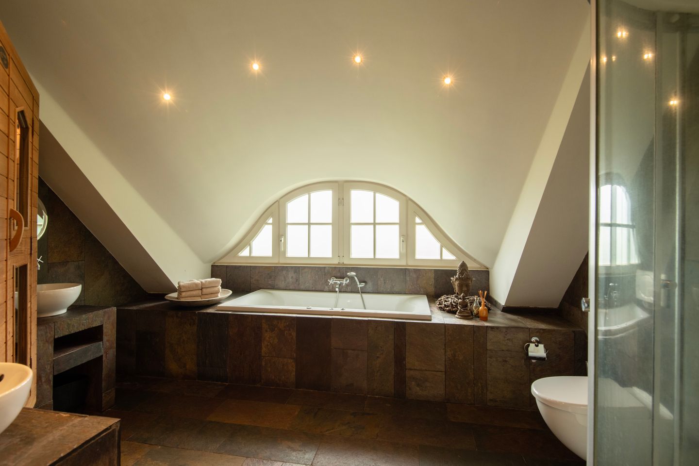 Photo 25 of Nieuwe Kerkstraat 9