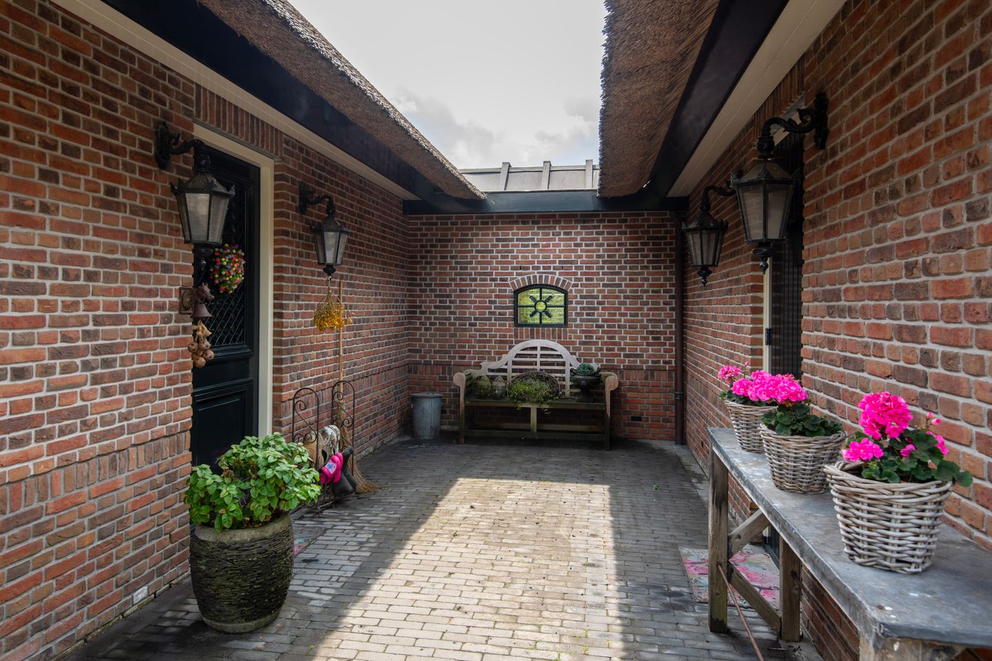 Photo 35 of Nieuwe Kerkstraat 9