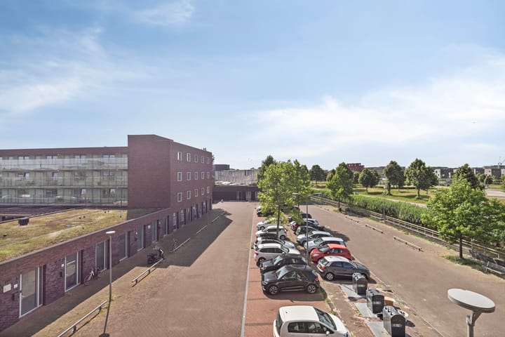 Foto 15 van Polenstraat 104