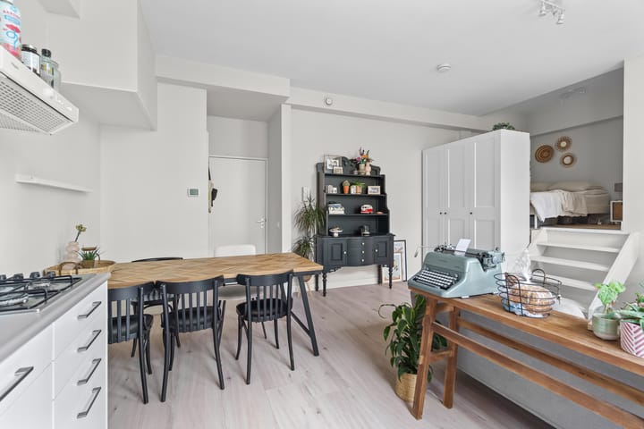 Foto 12 van Mgr. van de Weteringstraat 120-A