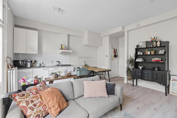 Foto 10 van Mgr. van de Weteringstraat 120-A