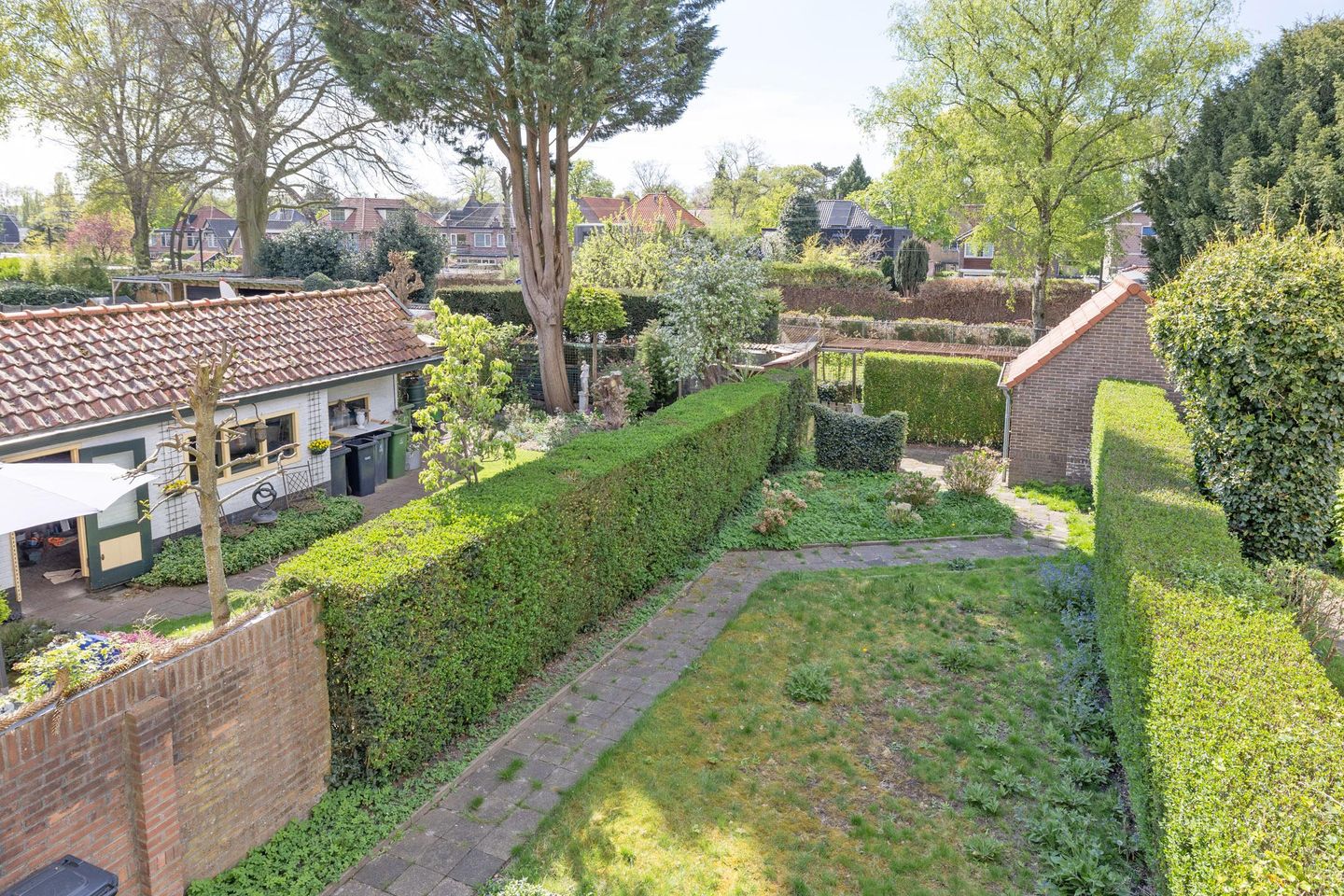 Foto 19 van Alexanderlaan 27