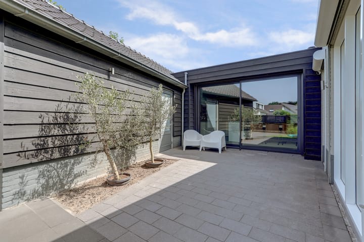 Photo 49 of Beethovenlaan 50