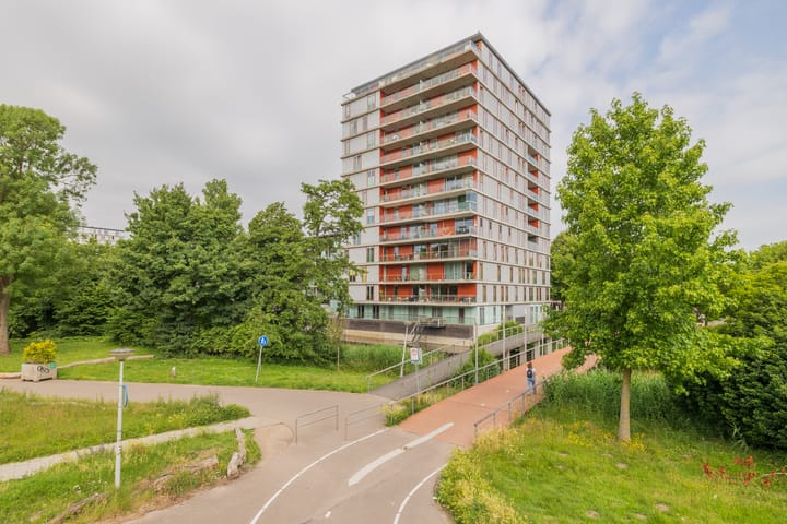 Foto 2 van Osdorper Ban 599