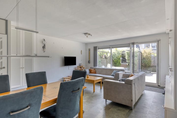 Foto 4 van Anna van Saksenstraat 18