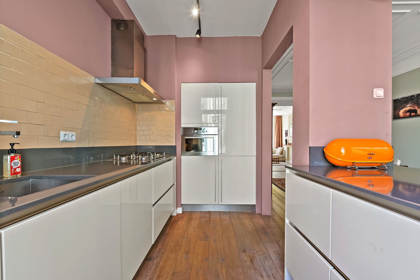 Photo 19 of Amsterdamsestraat 29