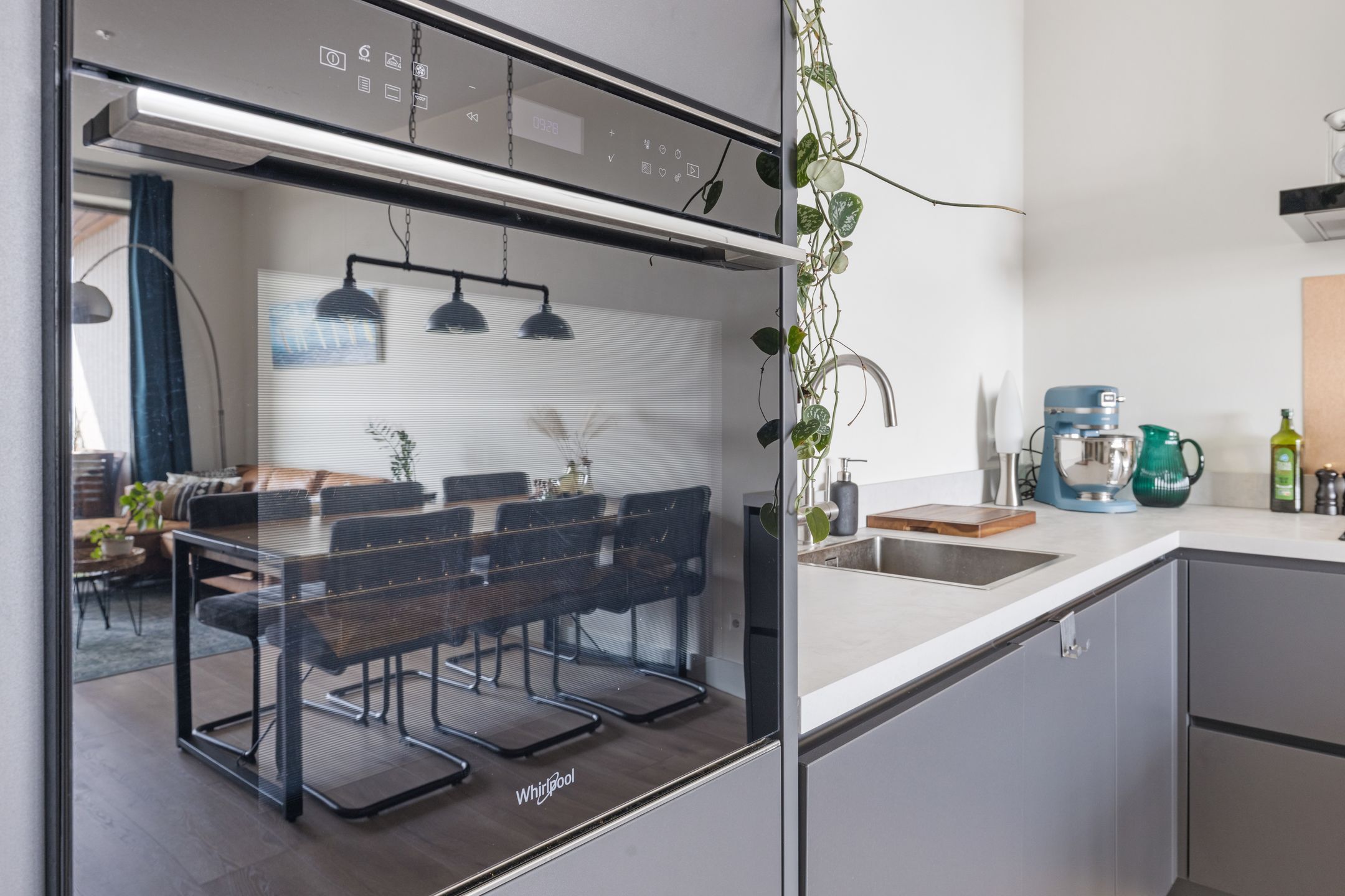 Foto 9 van Hoola van Nootenstraat 381