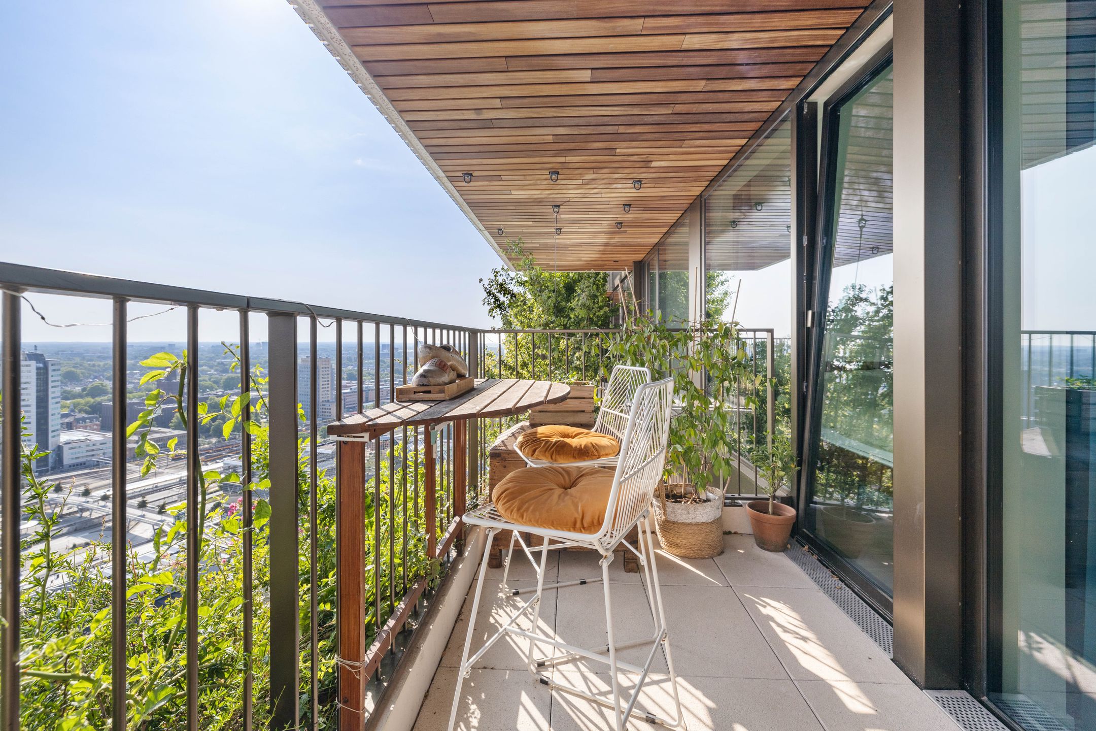 Foto 15 van Hoola van Nootenstraat 381